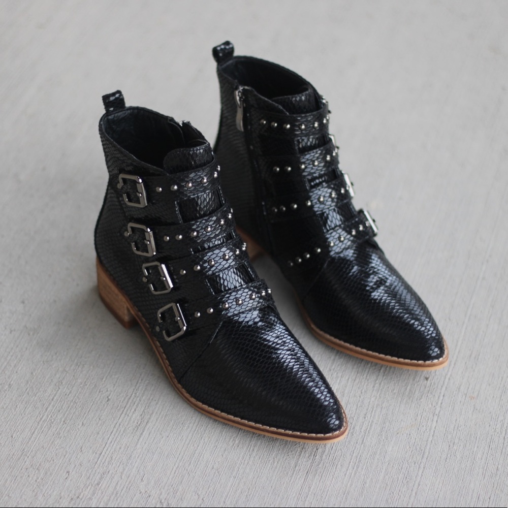 Faux Black Snakeskin Pointed Toe Ankle Boot, 7.5